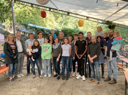 Zum Artikel "EBM Get-together in Entla’s Beergarden"